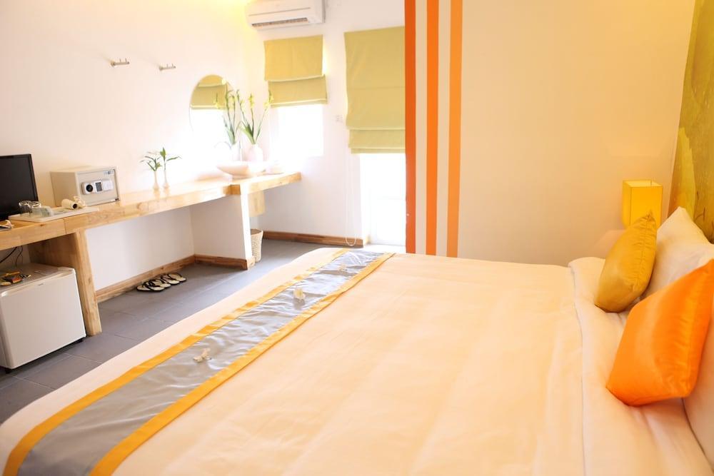 The Frangipani Living Arts Hotel And Spa Phnom Penh Extérieur photo