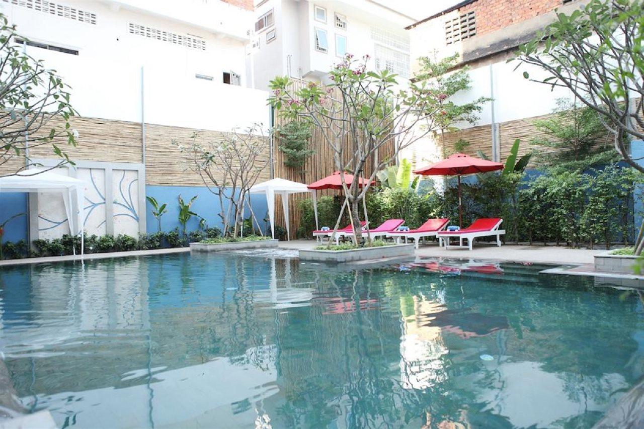 The Frangipani Living Arts Hotel And Spa Phnom Penh Extérieur photo
