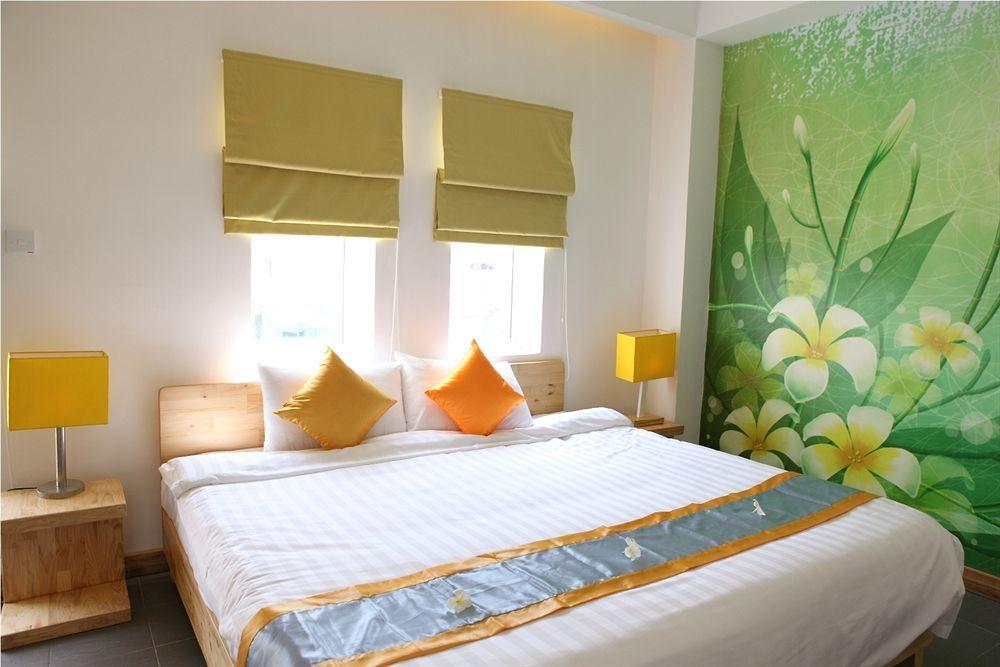 The Frangipani Living Arts Hotel And Spa Phnom Penh Extérieur photo