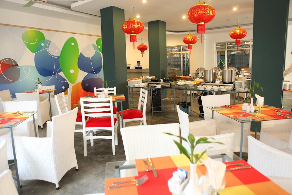 The Frangipani Living Arts Hotel And Spa Phnom Penh Extérieur photo