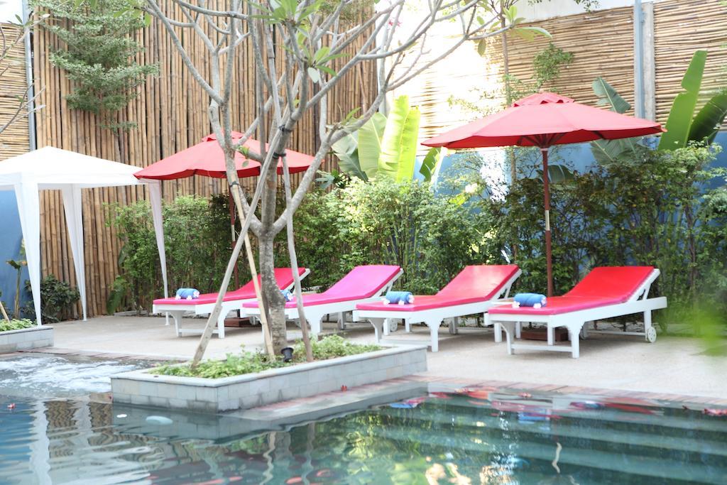 The Frangipani Living Arts Hotel And Spa Phnom Penh Extérieur photo