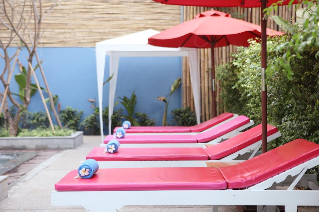 The Frangipani Living Arts Hotel And Spa Phnom Penh Extérieur photo