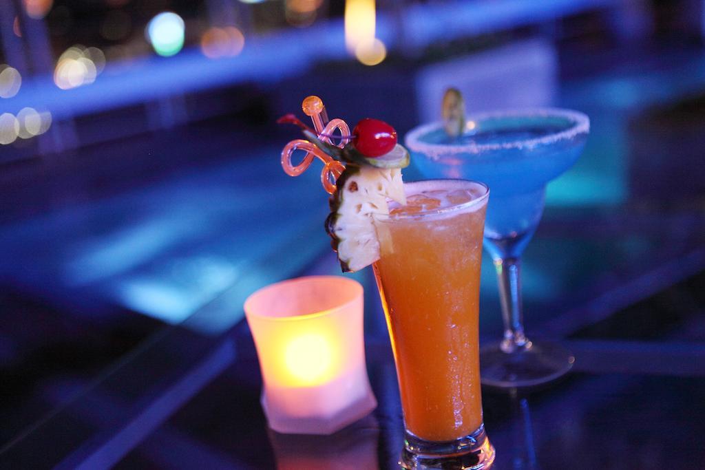 The Frangipani Living Arts Hotel And Spa Phnom Penh Extérieur photo