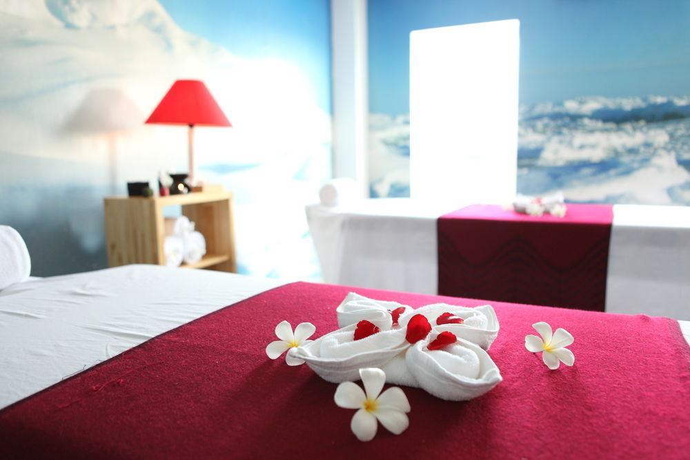 The Frangipani Living Arts Hotel And Spa Phnom Penh Extérieur photo